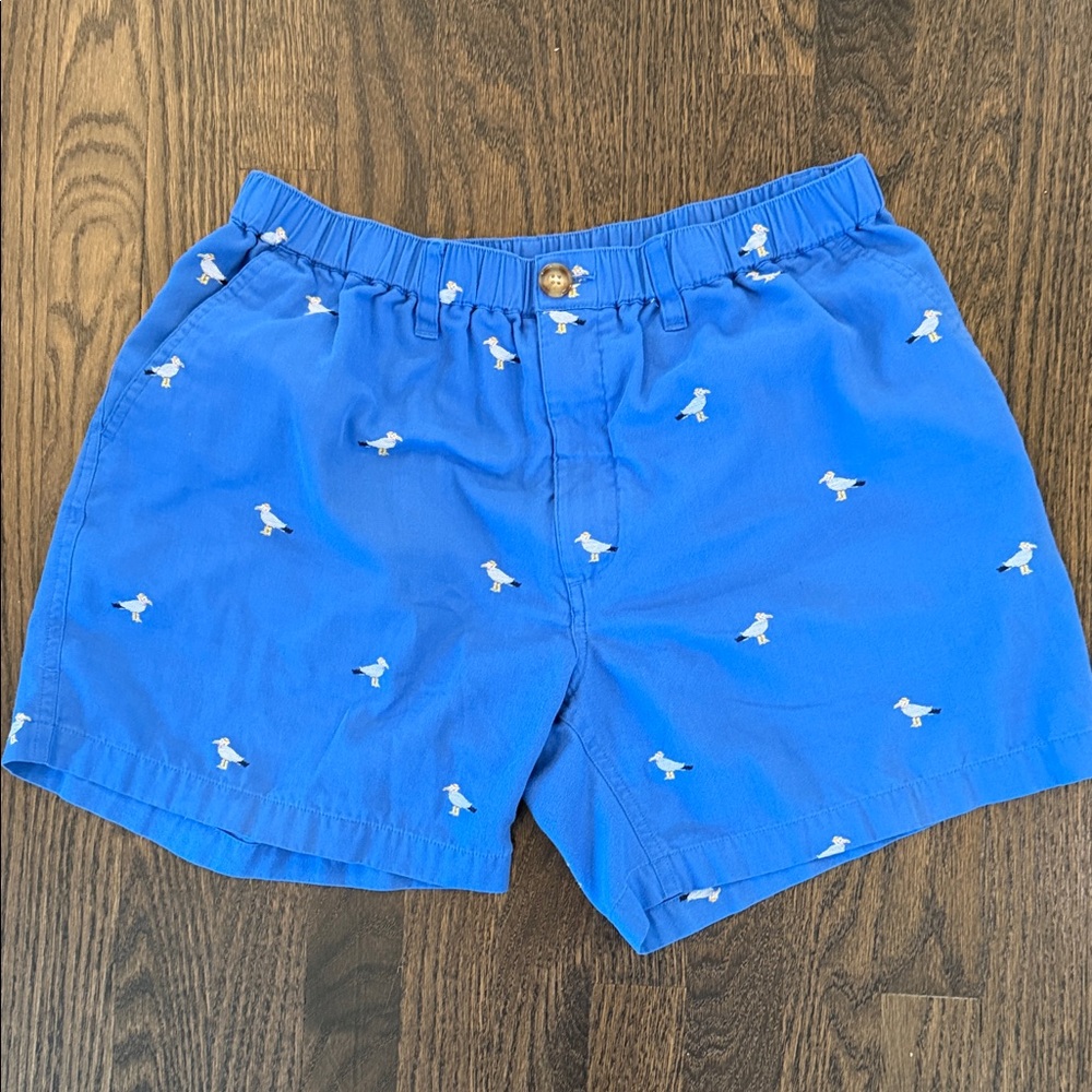 Chubbies Light Blue & White seagull  Shorts.  5.5 inch inseam